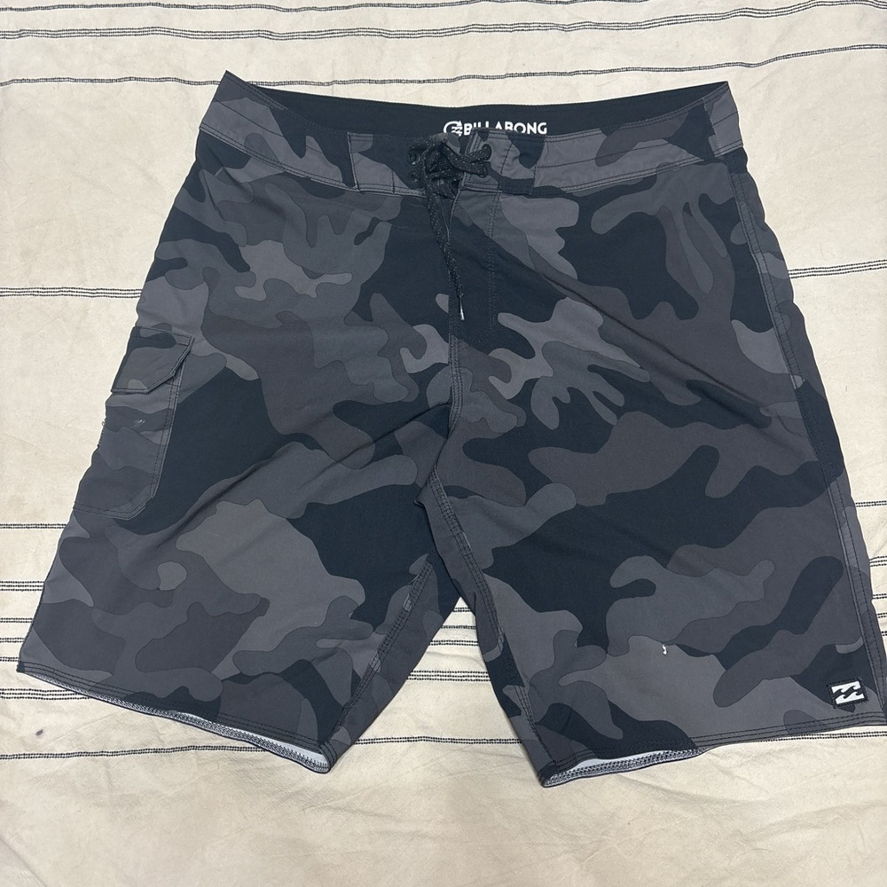Billabong Men's Camo Black Swim Shorts